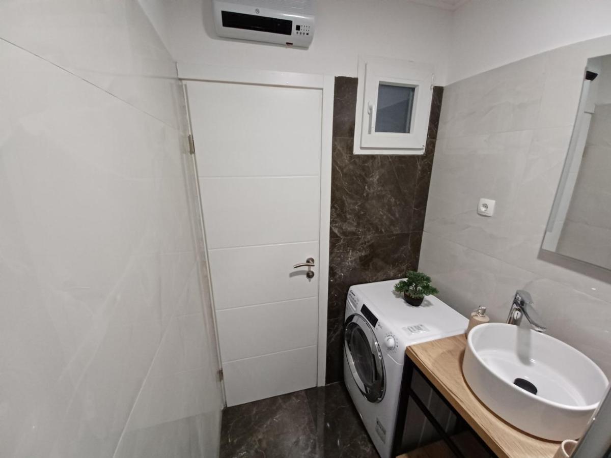 In The Centar Of Rijeka Apartamento Exterior foto