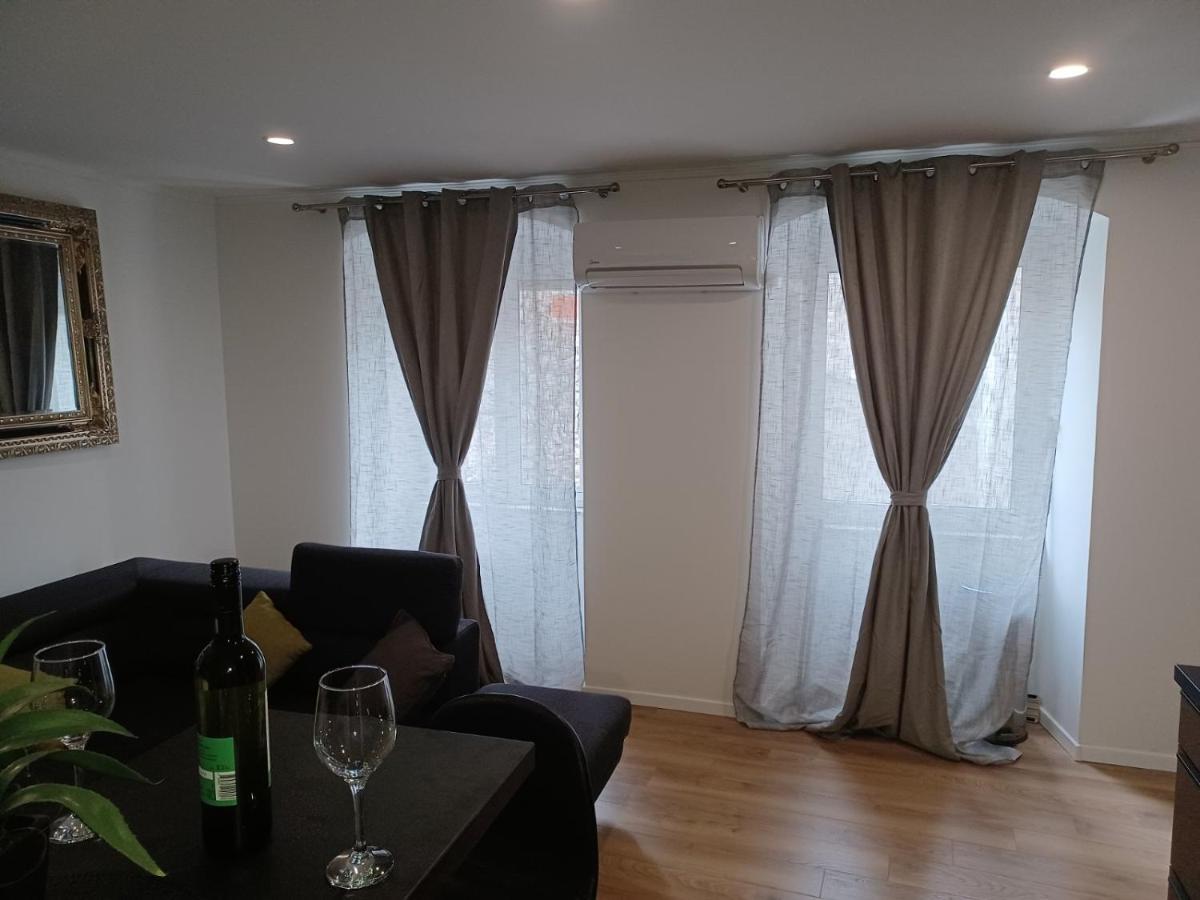In The Centar Of Rijeka Apartamento Exterior foto